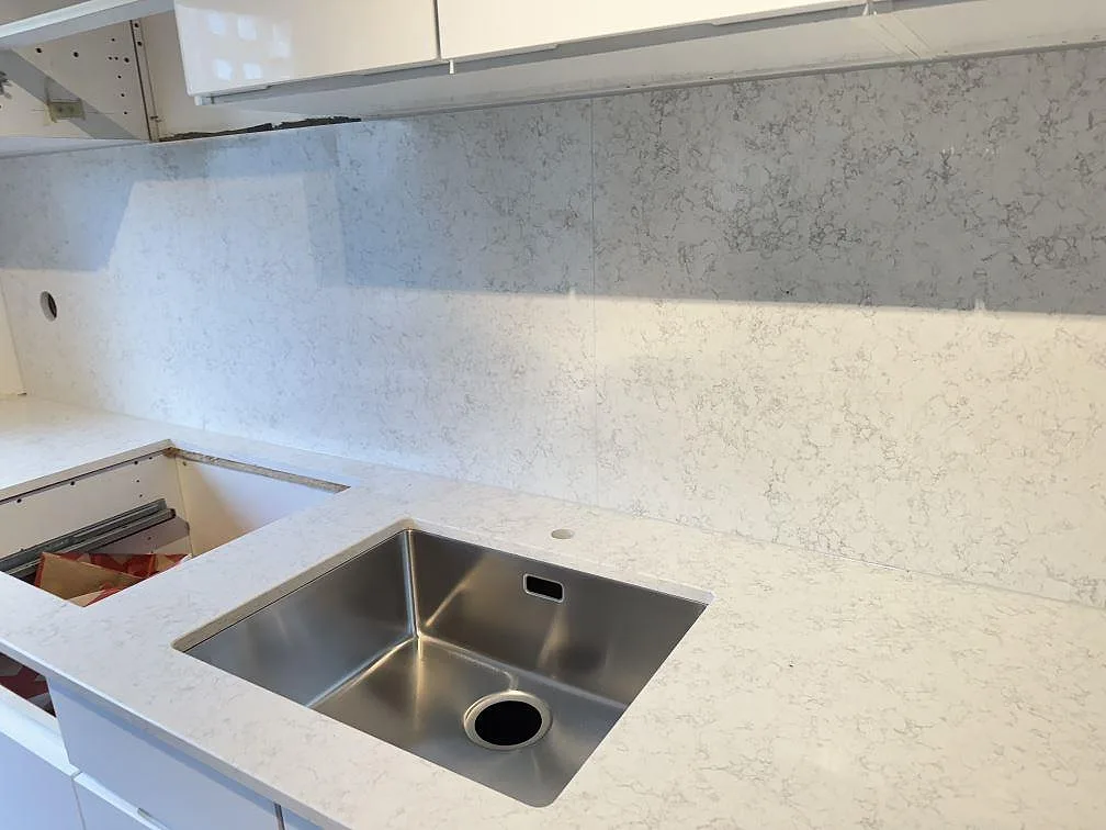 Køkkenbordplade i Technistone Noble Arco, Malmö – billede 2