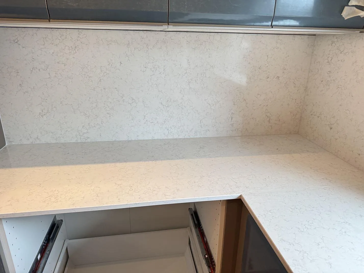 Køkkenbordplade i Technistone Noble Arco, Oxie – billede 6