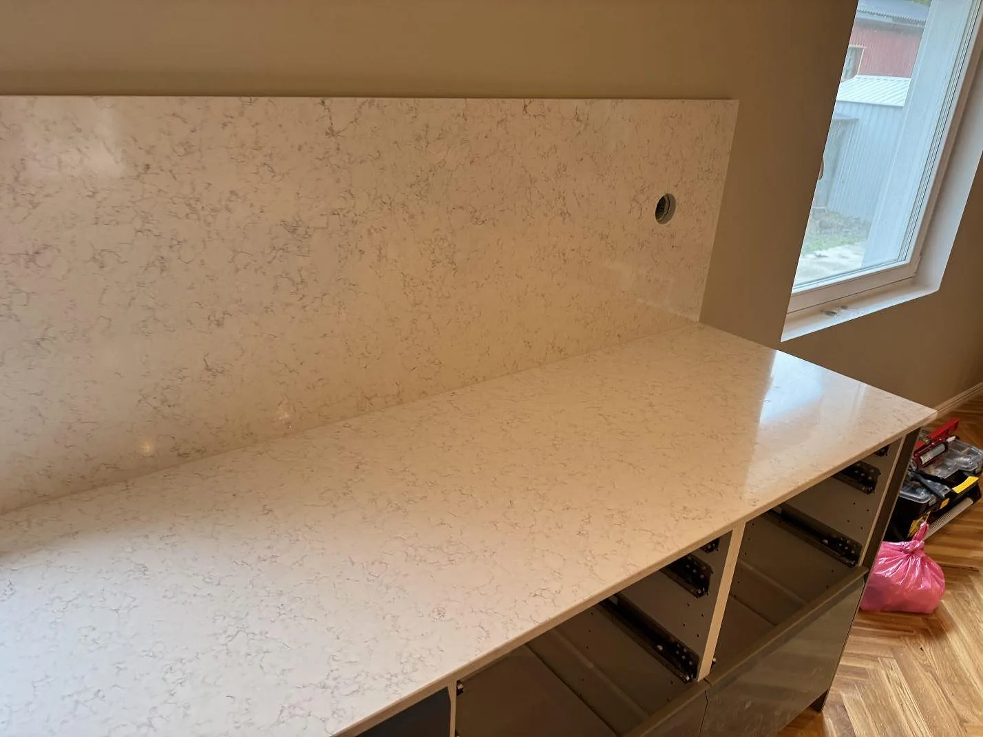 Køkkenbordplade i Technistone Noble Arco, Oxie – billede 8