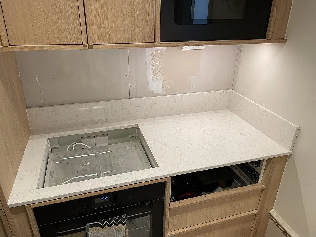 Køkkenbordplade i Technistone Noble Arco, Stockholm – billede 3