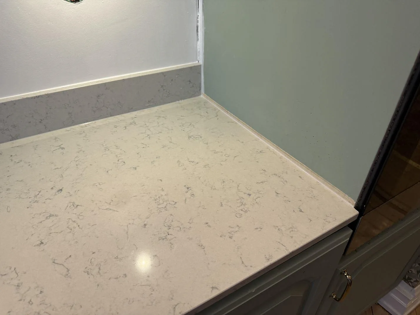 Køkkenbordplade i Technistone Noble Carrara, Göteborg – billede 7