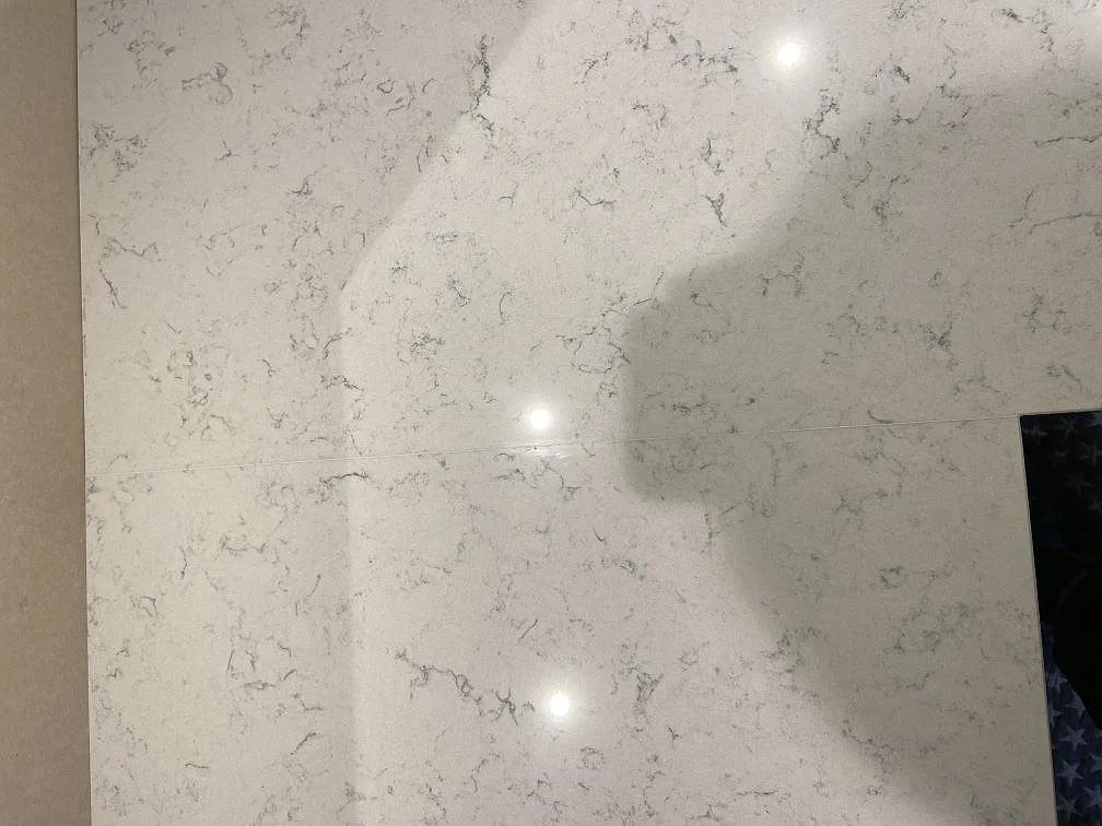 Køkkenbordplade i Technistone Noble Carrara, Malmö – billede 3