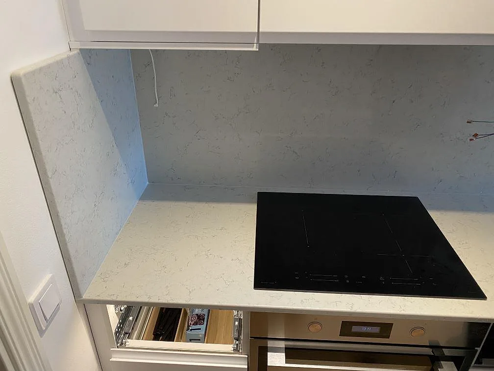 Køkkenbordplade i Technistone Noble Carrara, Malmö – billede 4
