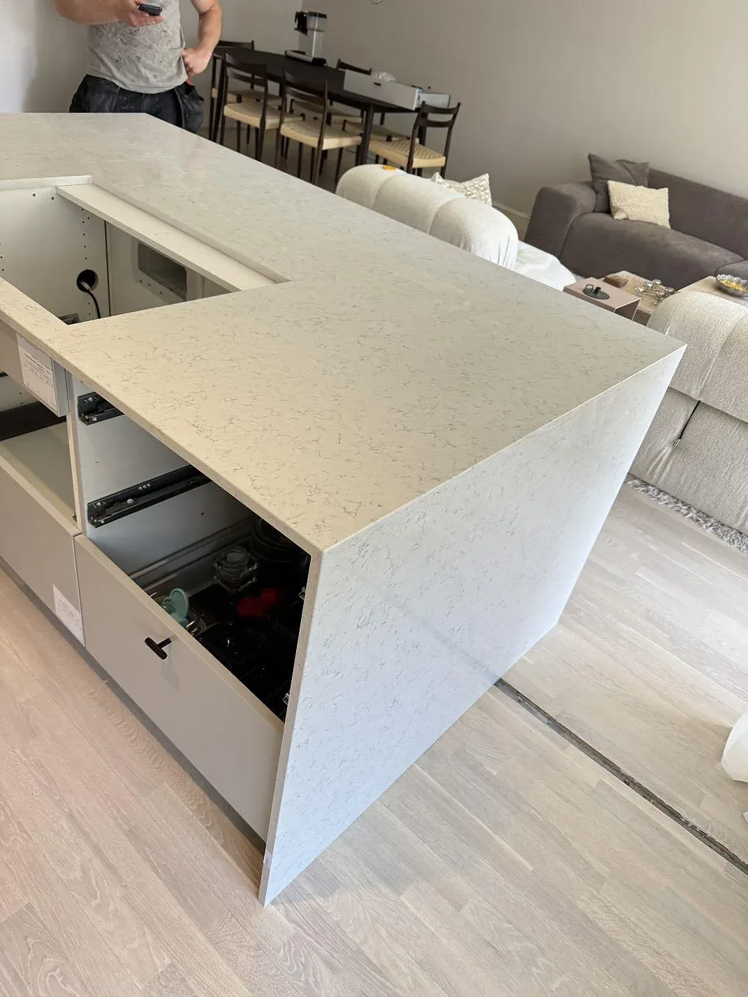 Køkkenbordplade i Technistone Noble Carrara, Malmö – billede 7