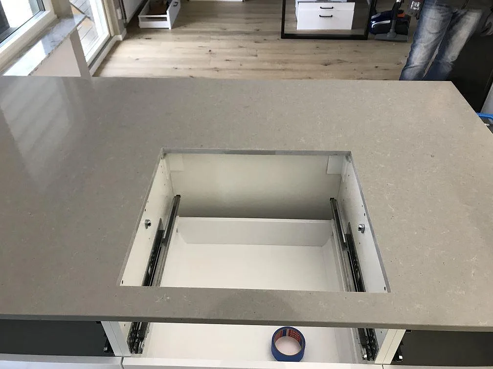 Køkkenbordplade i Technistone Noble Concrete Grey, Anderslöv – billede 8