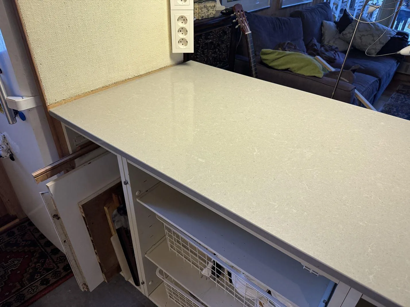 Køkkenbordplade i Technistone Noble Concrete Grey, Båstad – billede 3