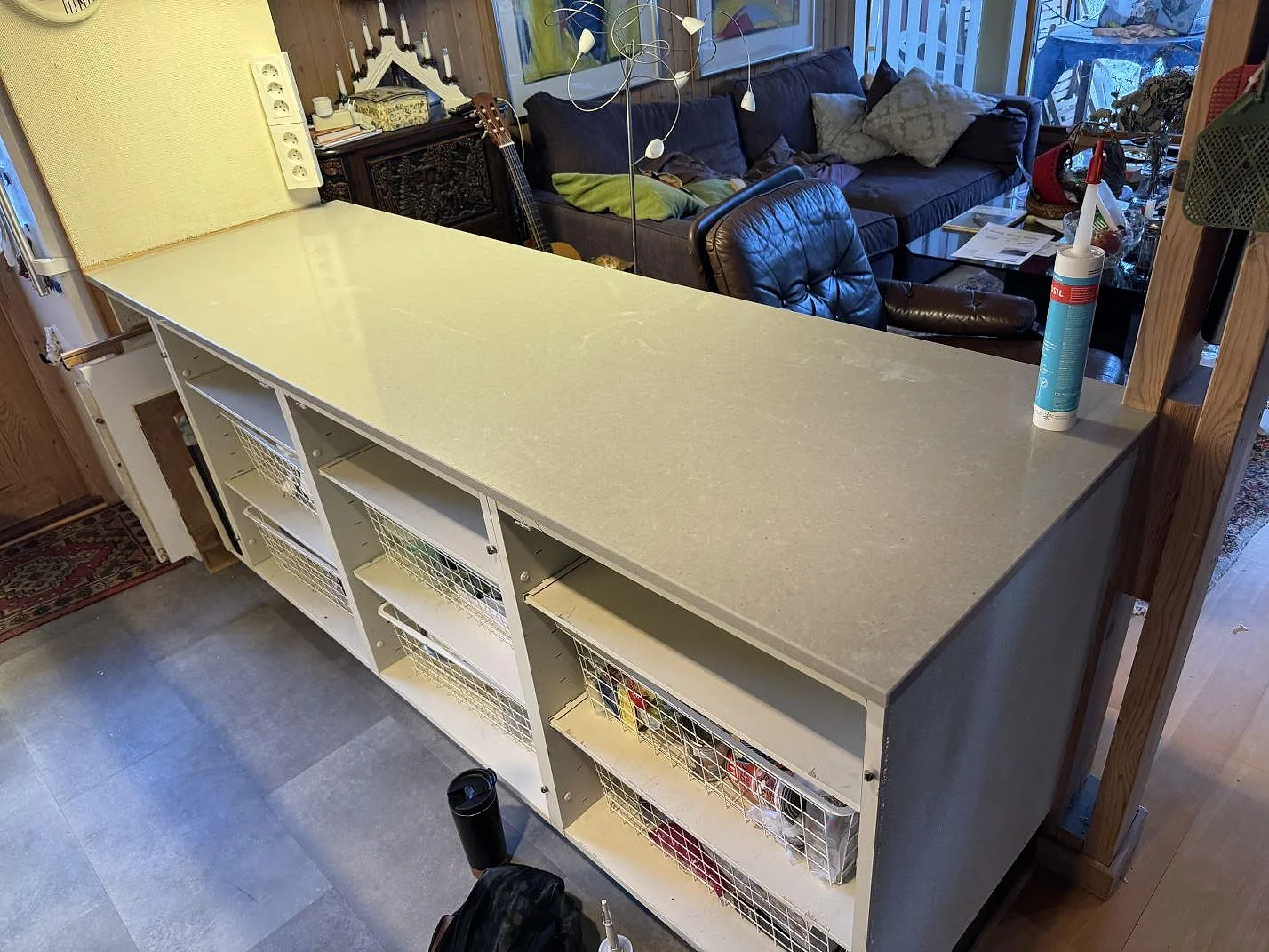 Køkkenbordplade i Technistone Noble Concrete Grey, Båstad – billede 2