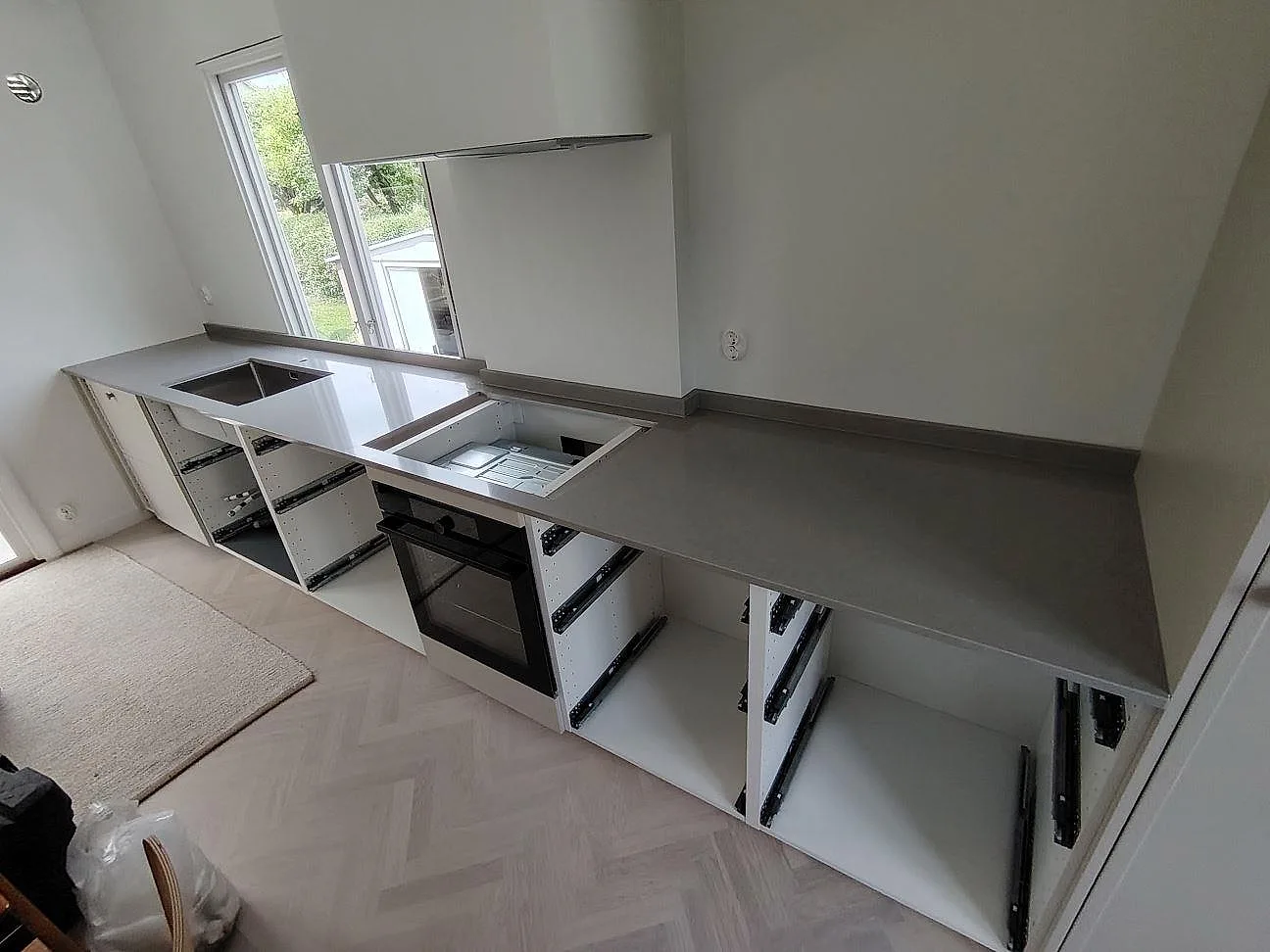 Køkkenbordplade i Technistone Noble Concrete Grey, Bromma – billede 2