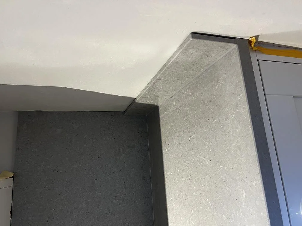 Køkkenbordplade i Technistone Noble Concrete Grey, Göteborg – billede 3