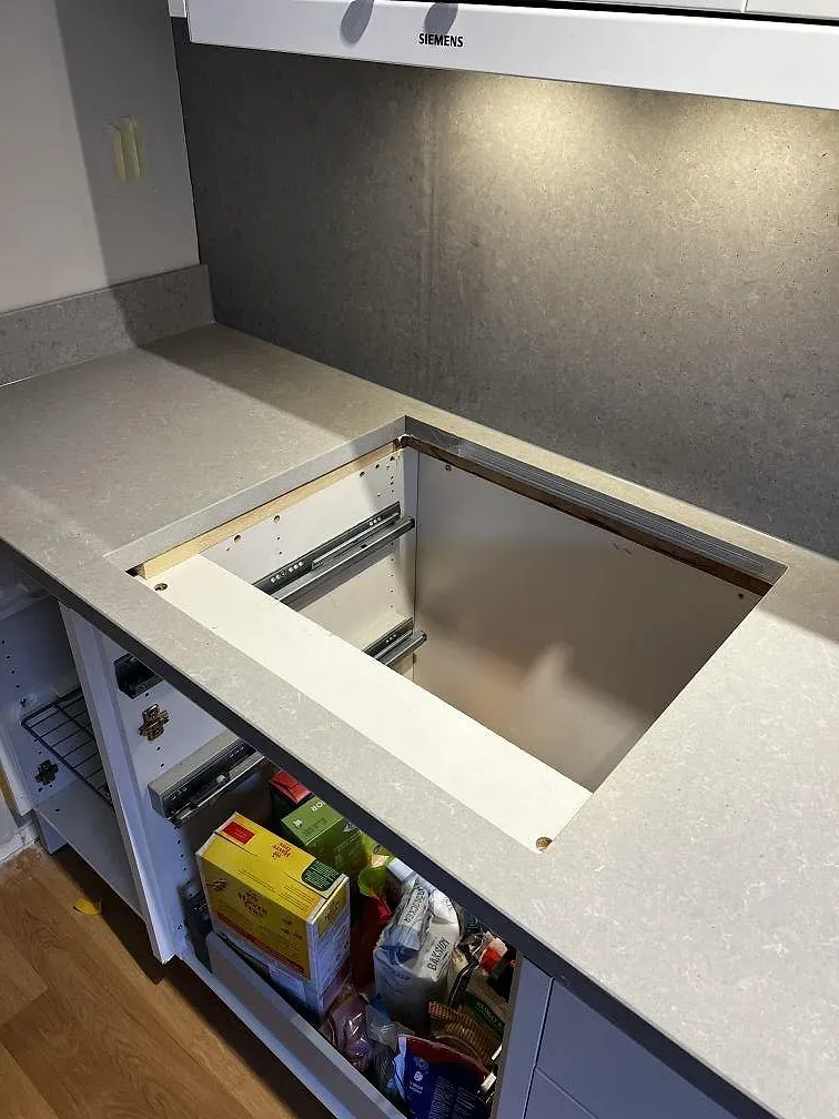 Køkkenbordplade i Technistone Noble Concrete Grey, Göteborg – billede 7