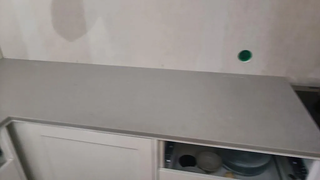 Køkkenbordplade i Technistone Noble Concrete Grey, Limhamn – billede 6
