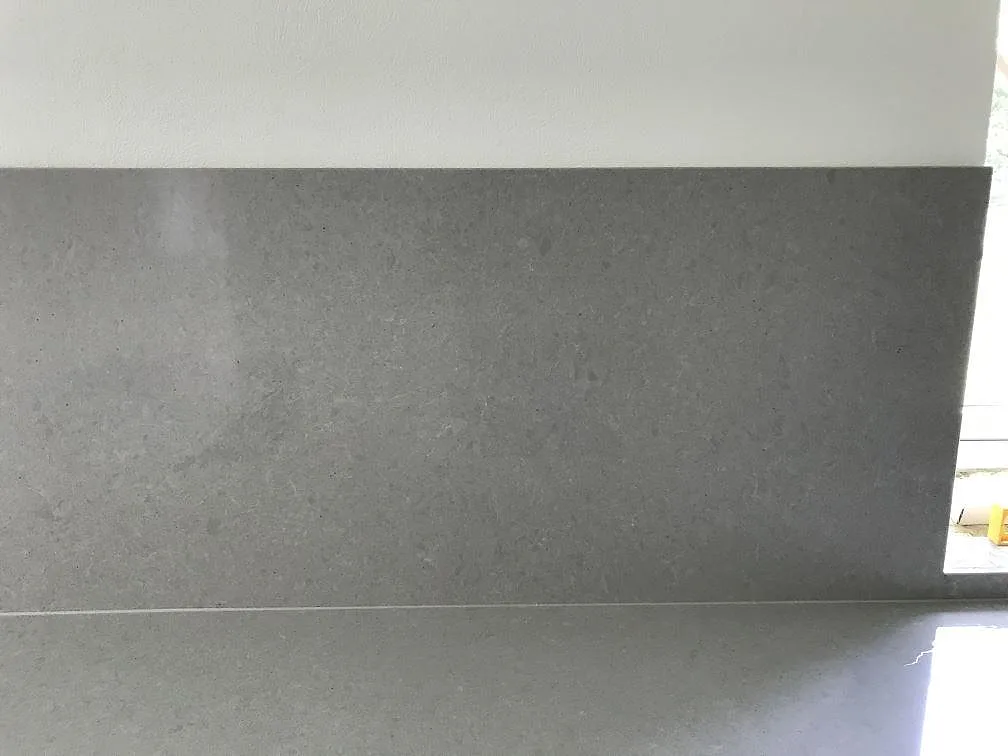 Køkkenbordplade i Technistone Noble Concrete Grey, Löberöd – billede 7