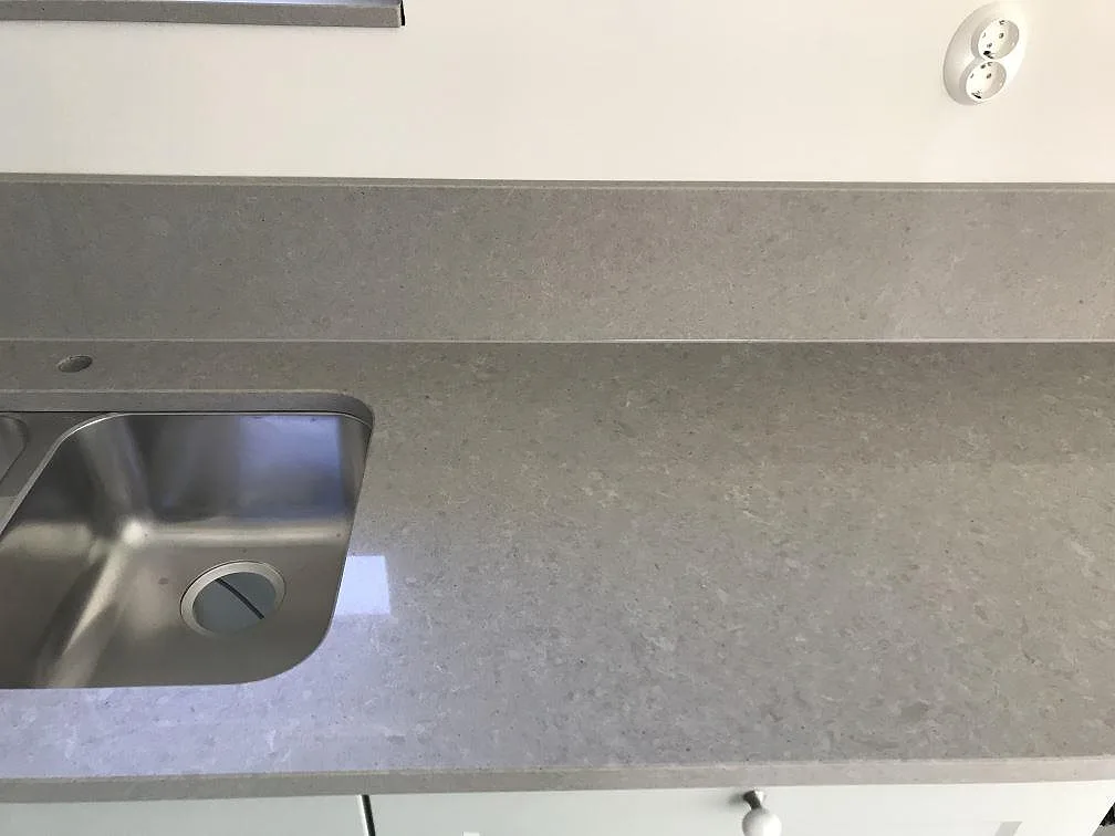 Køkkenbordplade i Technistone Noble Concrete Grey, Lund – billede 5
