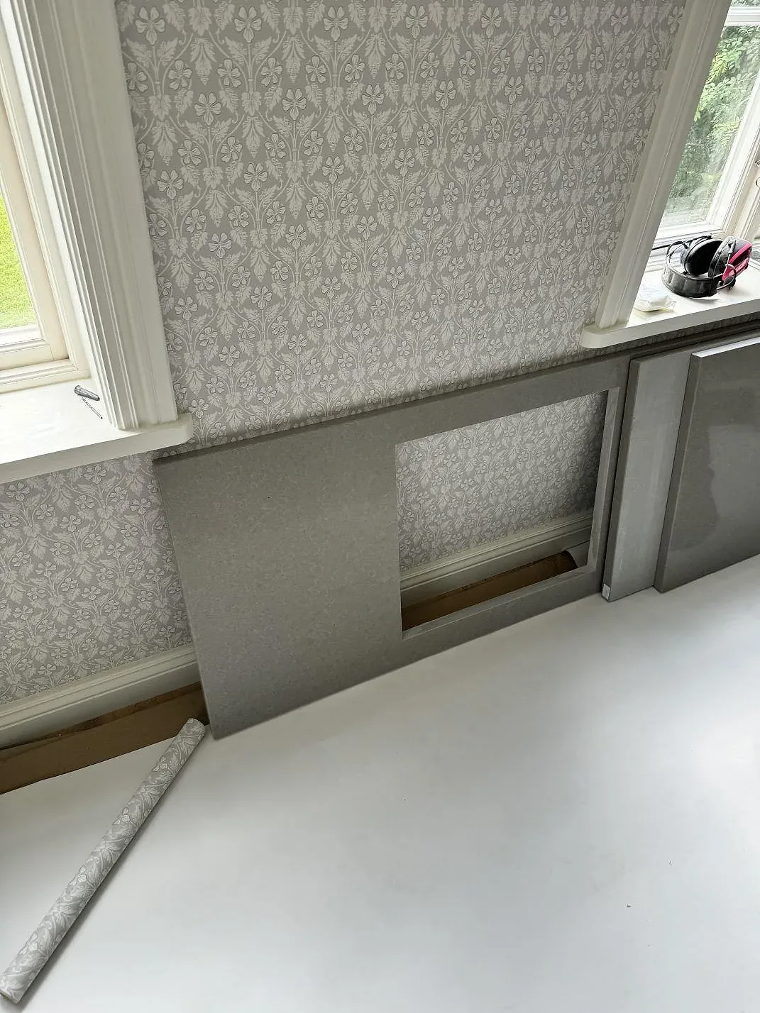 Gennemført projekt: Køkkenbordplade i Technistone Noble Concrete Grey, Målilla.