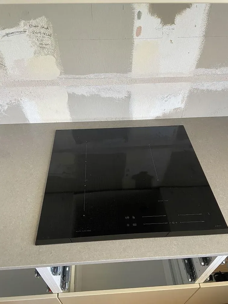 Køkkenbordplade i Technistone Noble Concrete Grey, Malmö – billede 5