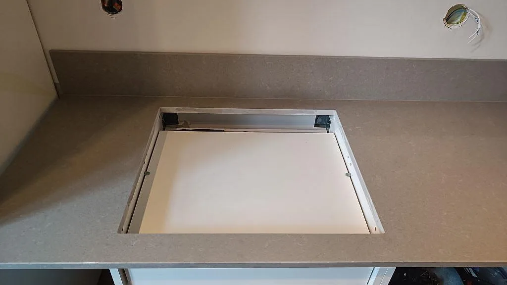 Køkkenbordplade i Technistone Noble Concrete Grey, Malmö – billede 6