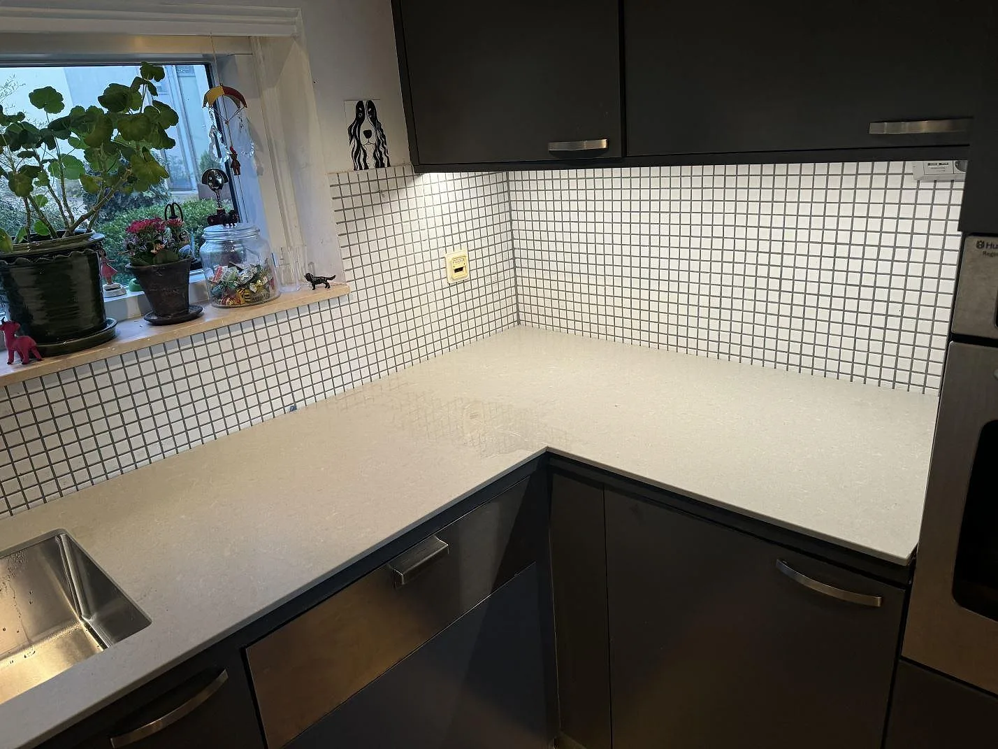 Køkkenbordplade i Technistone Noble Concrete Grey, Malmö – billede 2