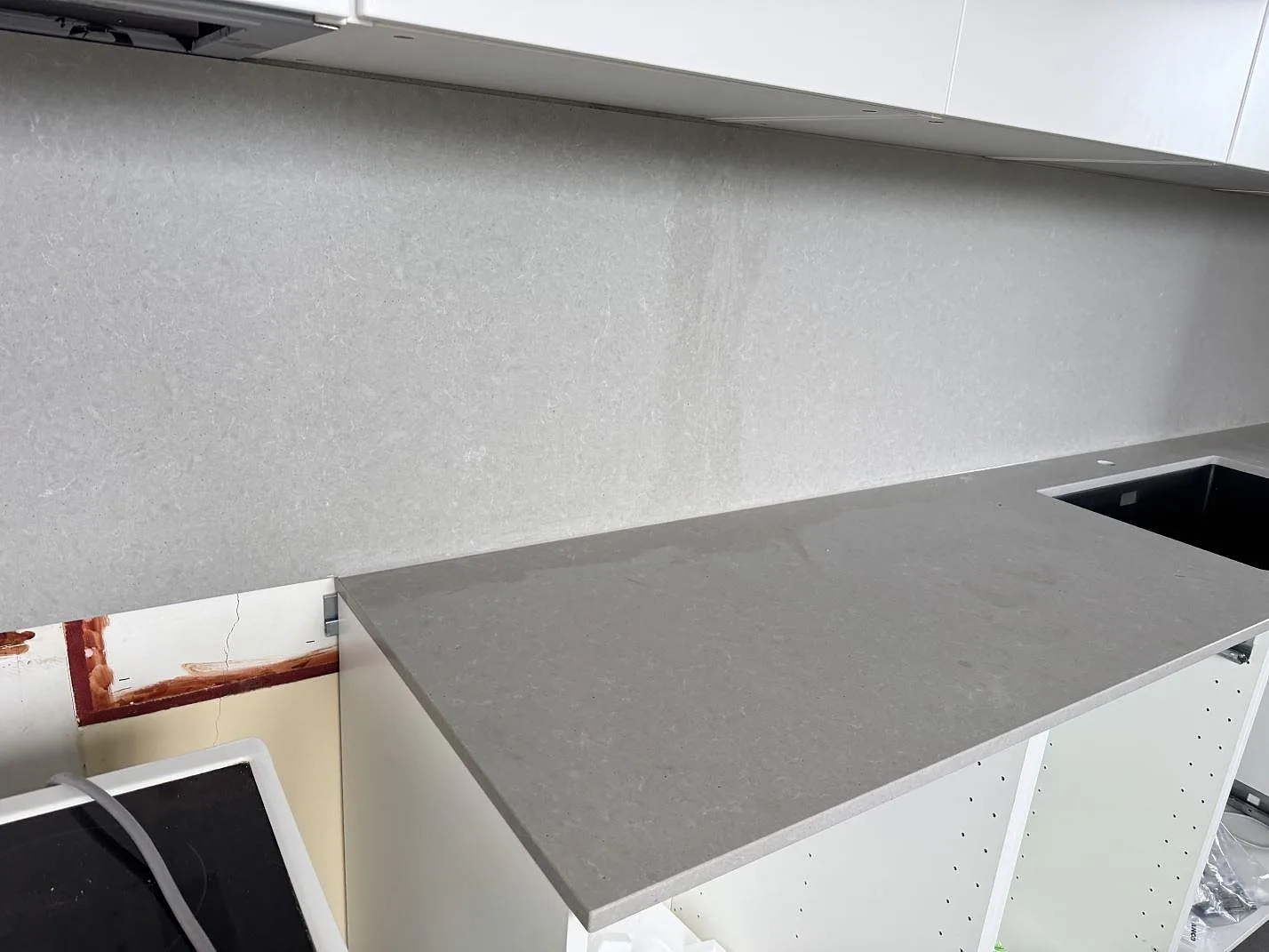 Køkkenbordplade i Technistone Noble Concrete Grey, Malmö – billede 2