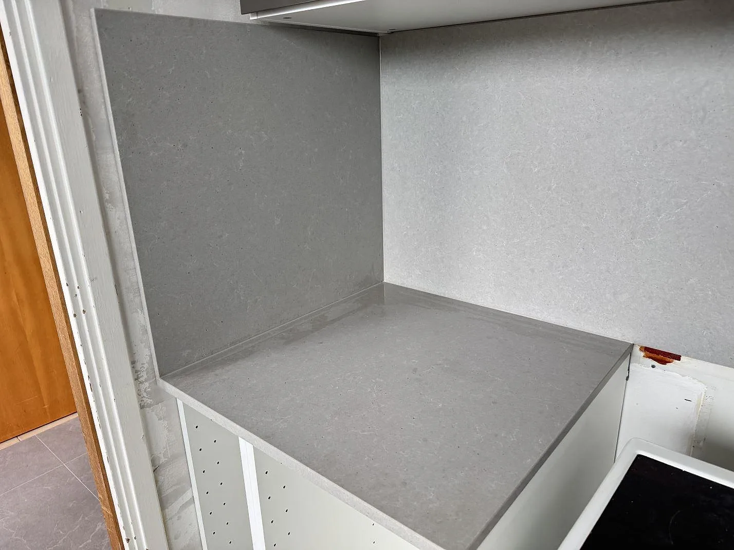 Køkkenbordplade i Technistone Noble Concrete Grey, Malmö – billede 3