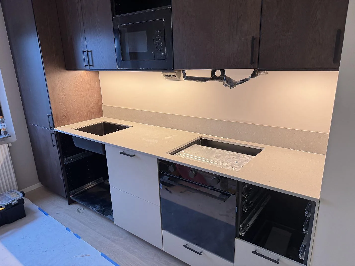 Køkkenbordplade i Technistone Noble Concrete Grey, Malmø – billede 2