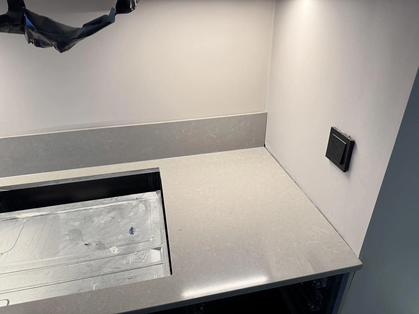 Køkkenbordplade i Technistone Noble Concrete Grey, Malmø – billede 5