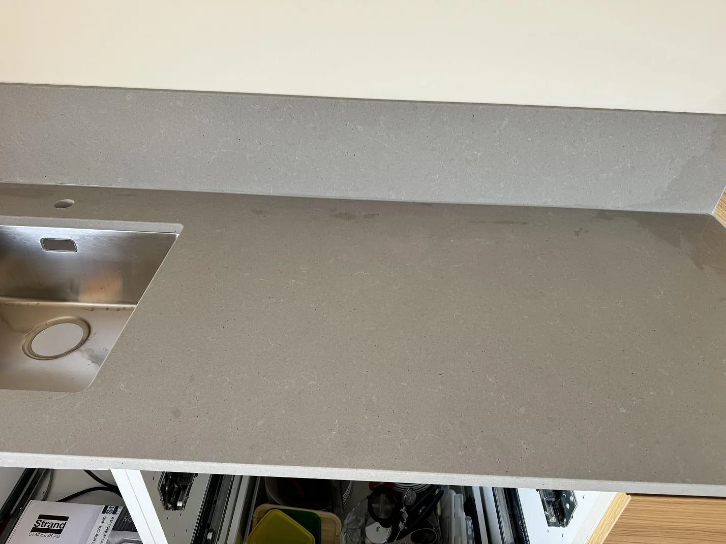 Køkkenbordplade i Technistone Noble Concrete Grey, Mölndal – billede 5