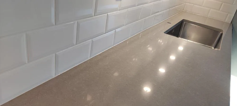 Køkkenbordplade i Technistone Noble Concrete Grey, Skövde – billede 4