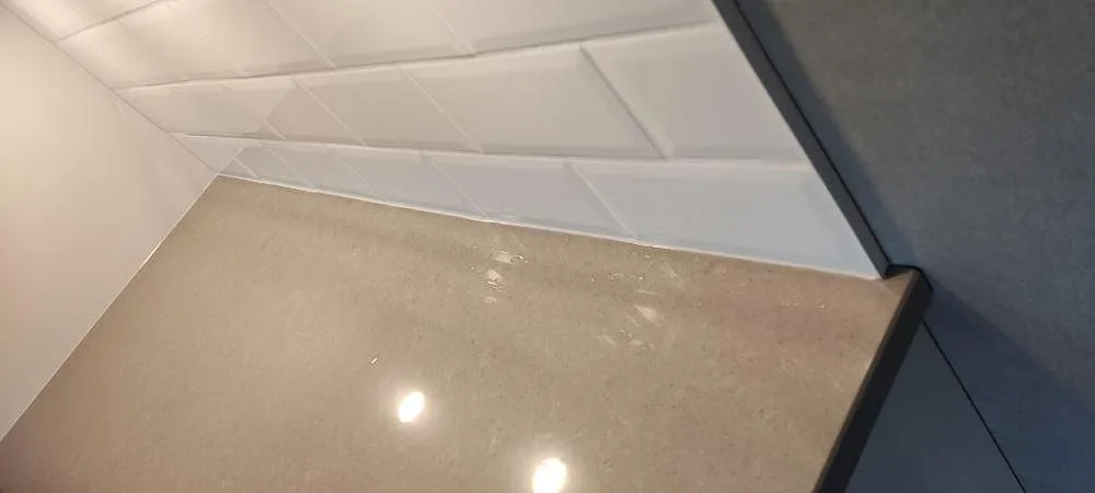Køkkenbordplade i Technistone Noble Concrete Grey, Skövde – billede 6