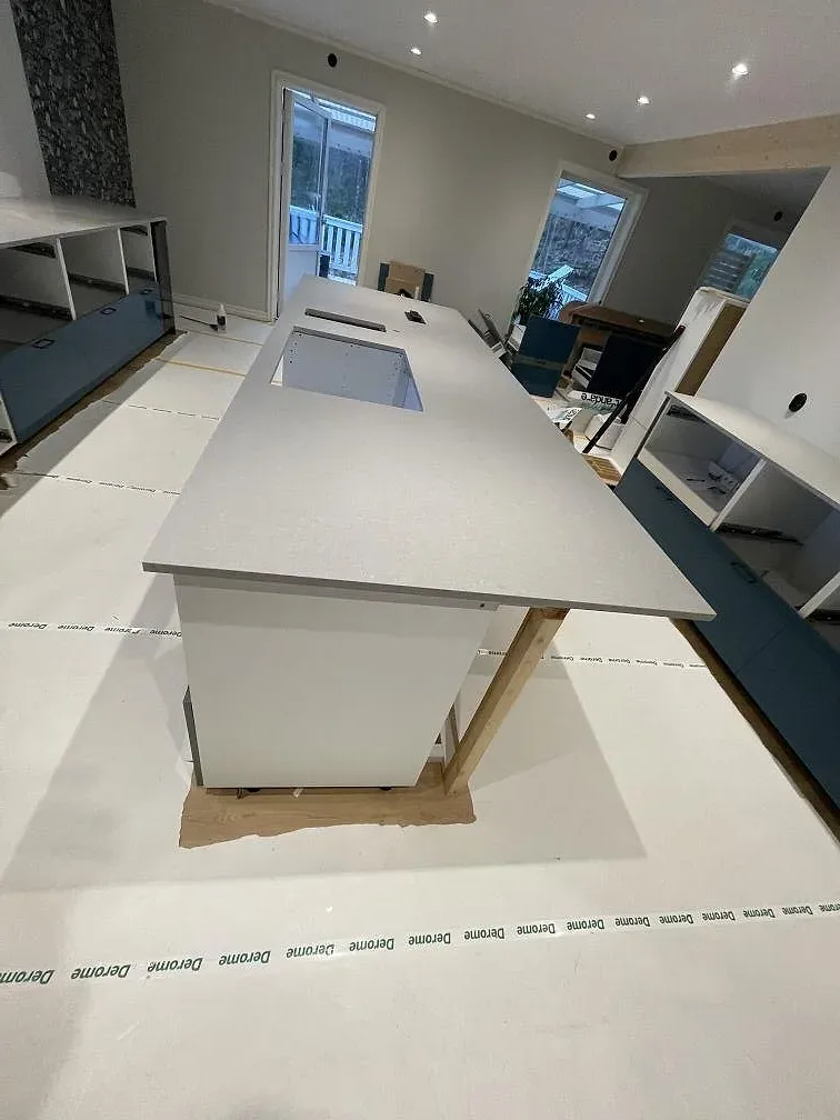 Køkkenbordplade i Technistone Noble Concrete Grey, Värnamo – billede 6