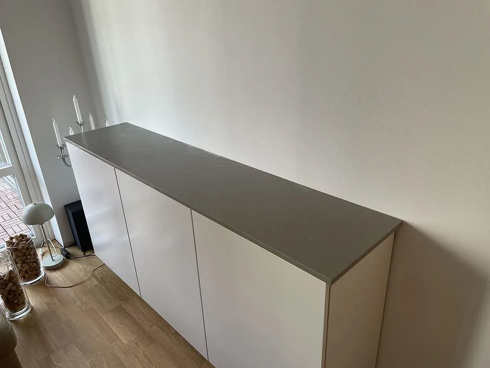 Køkkenbordplade i Technistone Noble Concrete Grey, Västerås – billede 2