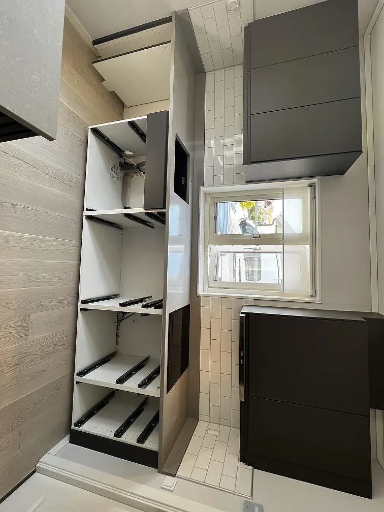 Køkkenbordplade i Technistone Noble Concrete Grey, Vellinge – billede 2