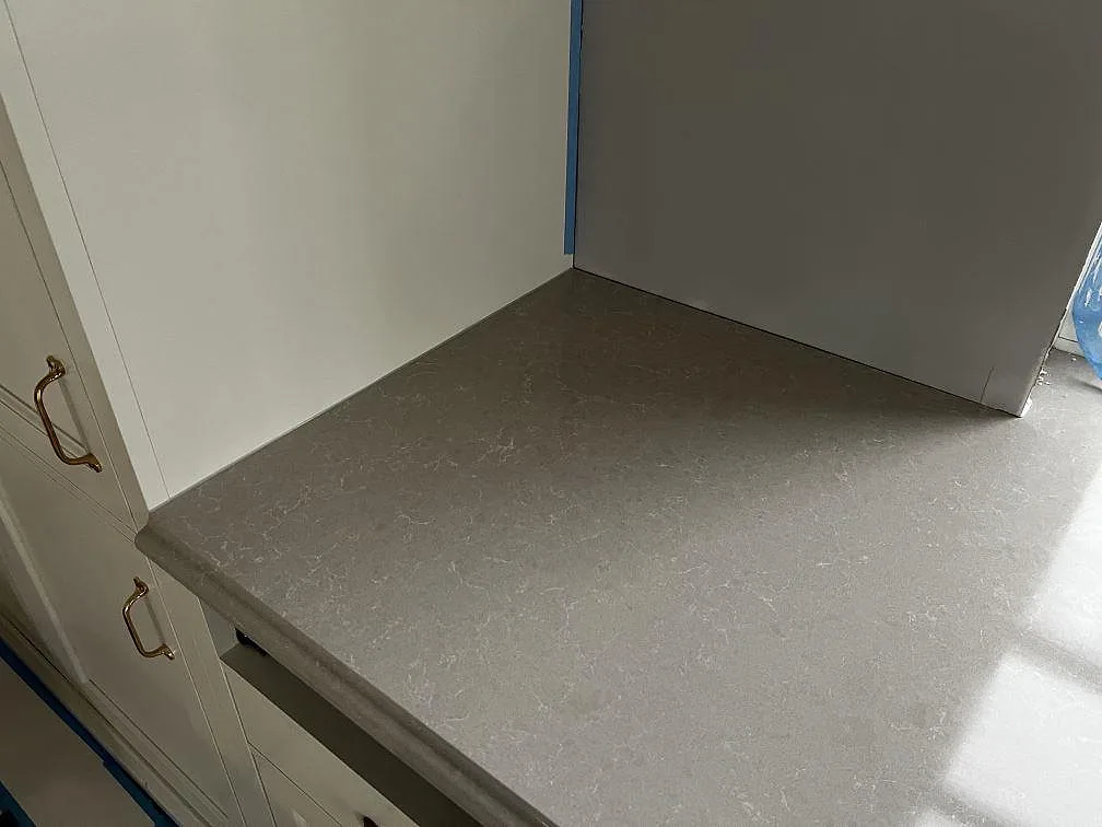 Køkkenbordplade i Technistone Noble Ivory White, Barsebäck – billede 7