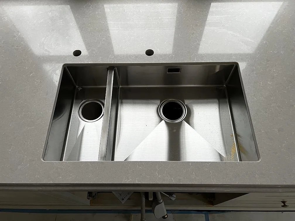 Køkkenbordplade i Technistone Noble Ivory White, Barsebäck – billede 4