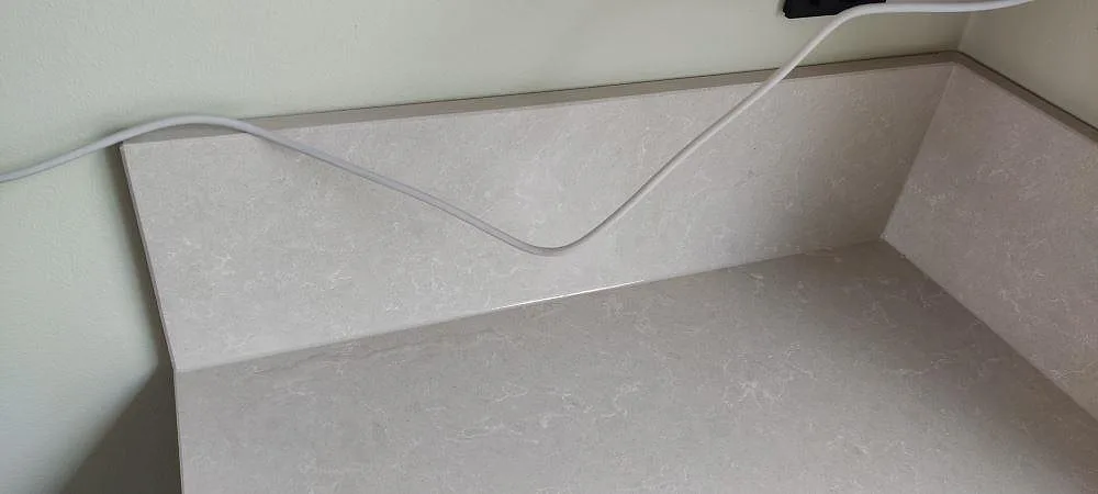 Køkkenbordplade i Technistone Noble Ivory White, Bjärred – billede 3