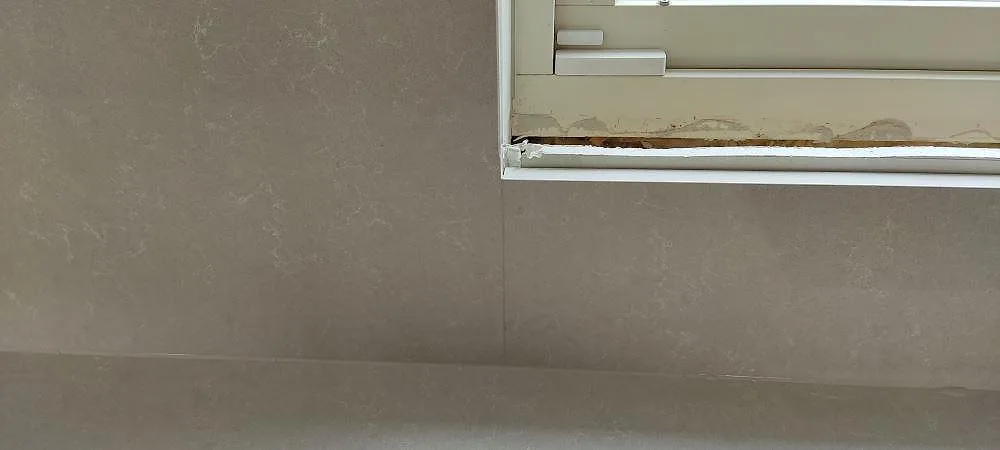 Køkkenbordplade i Technistone Noble Ivory White, Bjärred – billede 6