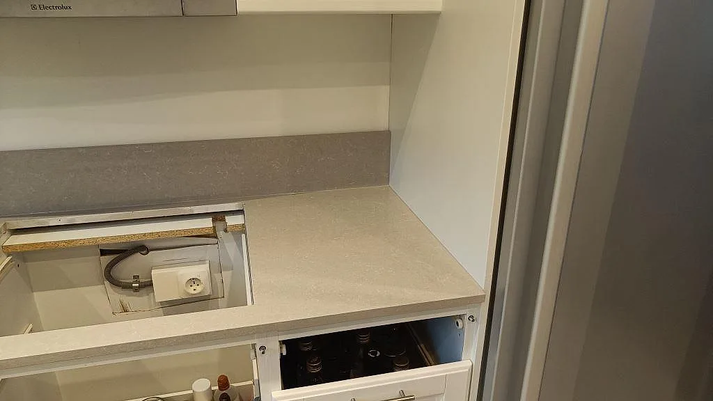 Køkkenbordplade i Technistone Noble Ivory White, Eslöv – billede 7