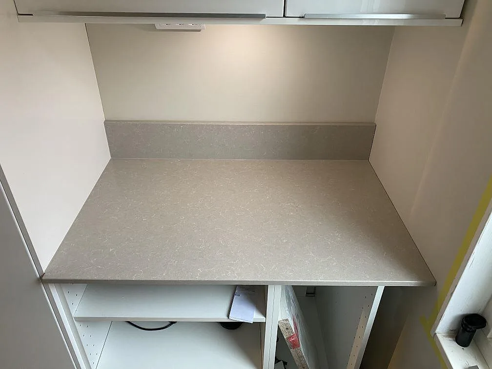 Køkkenbordplade i Technistone Noble Ivory White, Helsingborg – billede 2