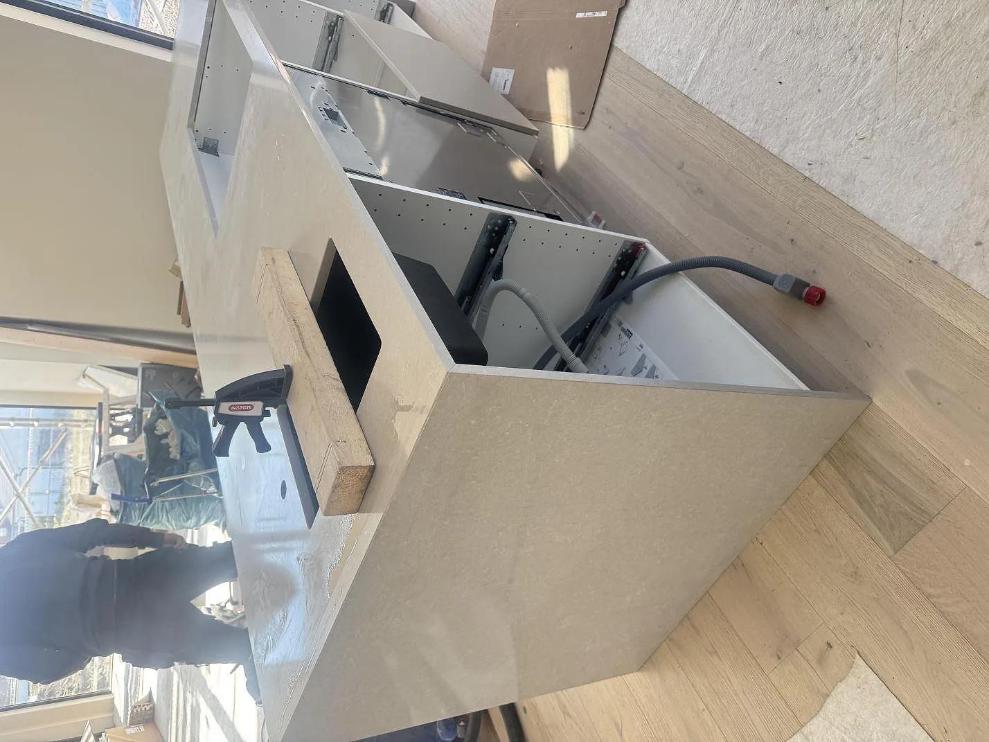Køkkenbordplade i Technistone Noble Ivory White, Kalmar – billede 6