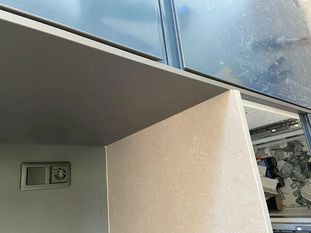 Køkkenbordplade i Technistone Noble Ivory White, Kivik – billede 6