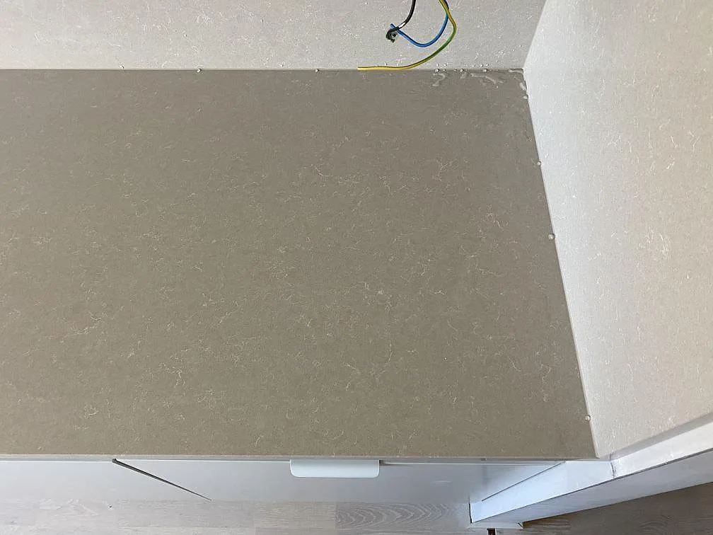 Køkkenbordplade i Technistone Noble Ivory White, Lomma – billede 8