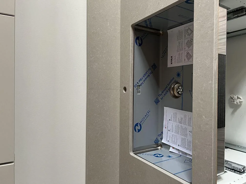 Køkkenbordplade i Technistone Noble Ivory White, Malmö – billede 4