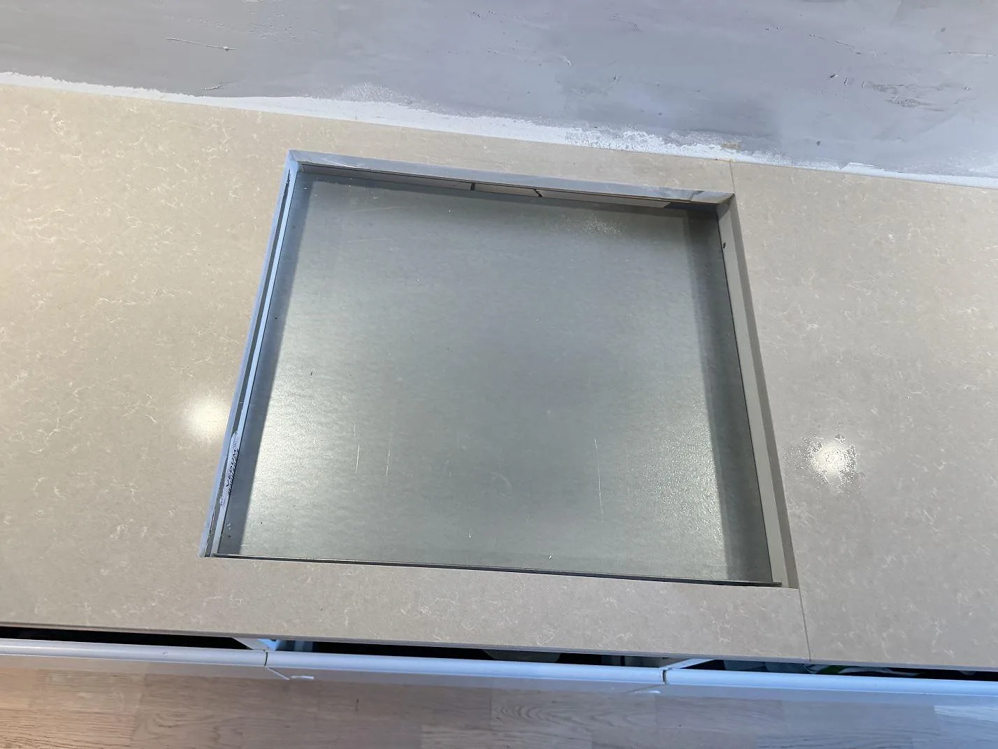 Køkkenbordplade i Technistone Noble Ivory White, Malmö – billede 8