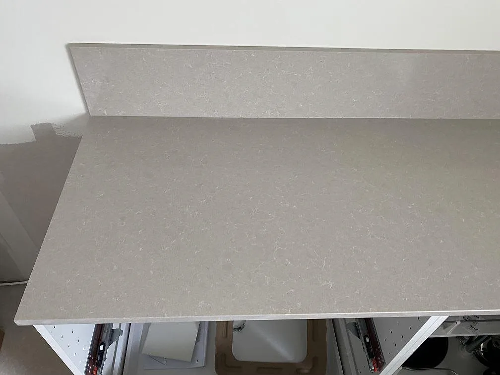 Køkkenbordplade i Technistone Noble Ivory White, Malmö – billede 7