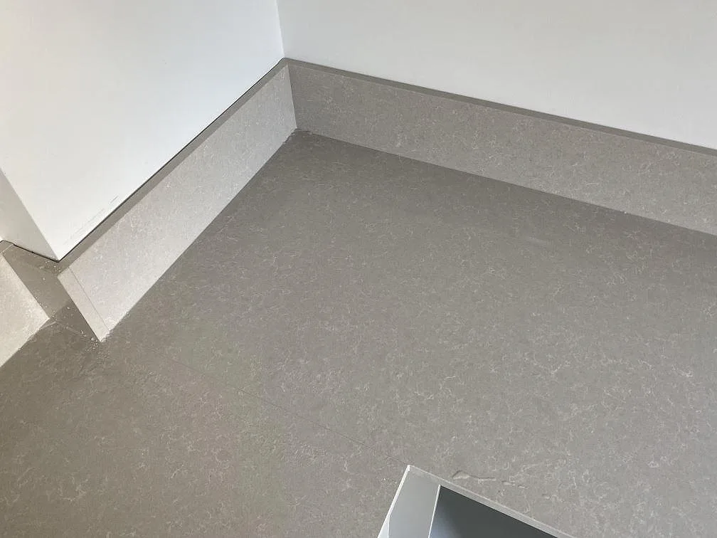 Køkkenbordplade i Technistone Noble Ivory White, Malmö – billede 6