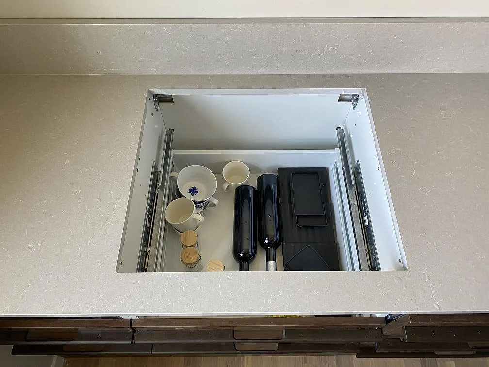 Køkkenbordplade i Technistone Noble Ivory White, Malmö – billede 4