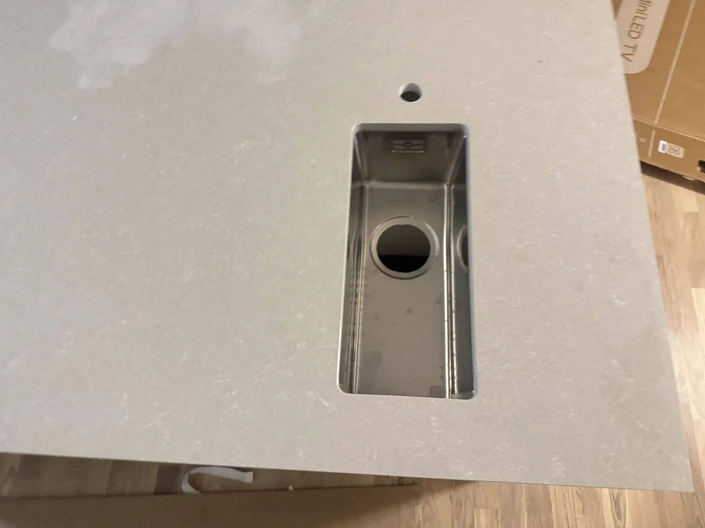 Køkkenbordplade i Technistone Noble Ivory White, Malmö – billede 3