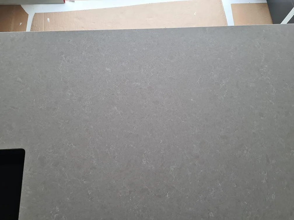 Køkkenbordplade i Technistone Noble Ivory White, Ösmo – billede 8