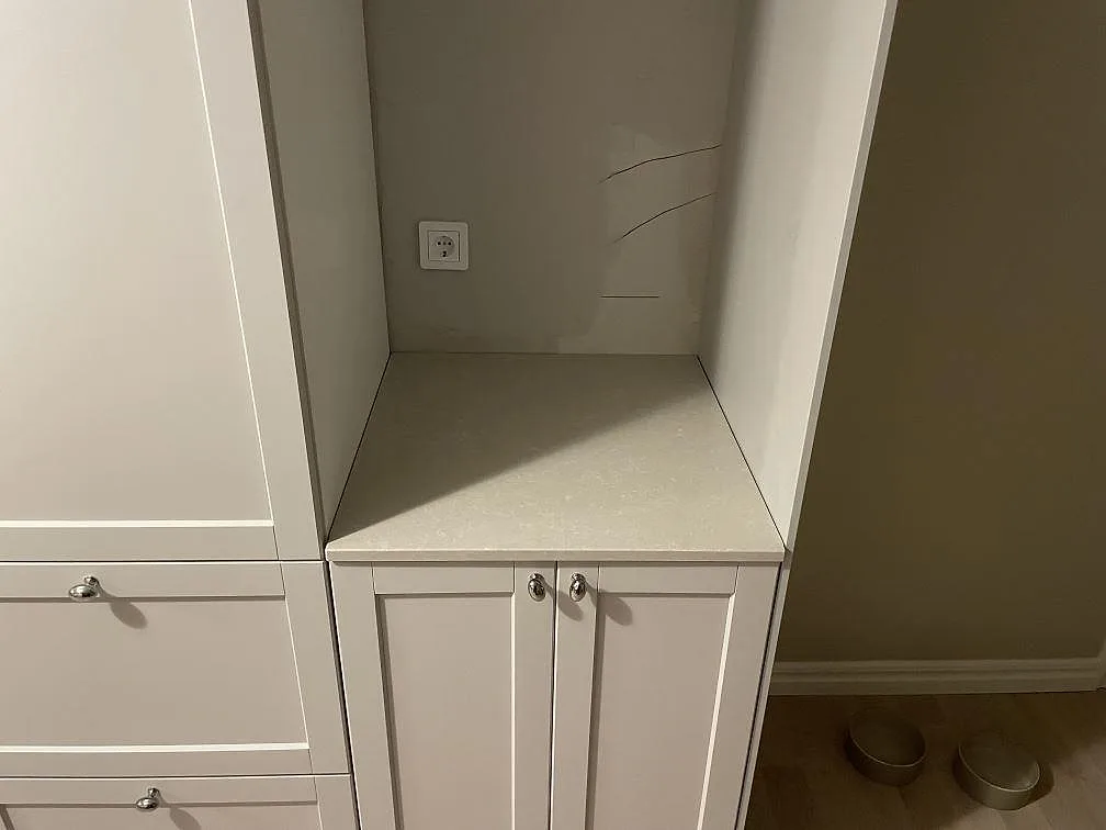 Køkkenbordplade i Technistone Noble Ivory White, Skultuna – billede 3