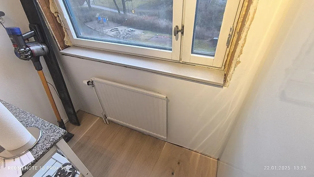 Køkkenbordplade i Technistone Noble Ivory White, Stockholm – billede 4