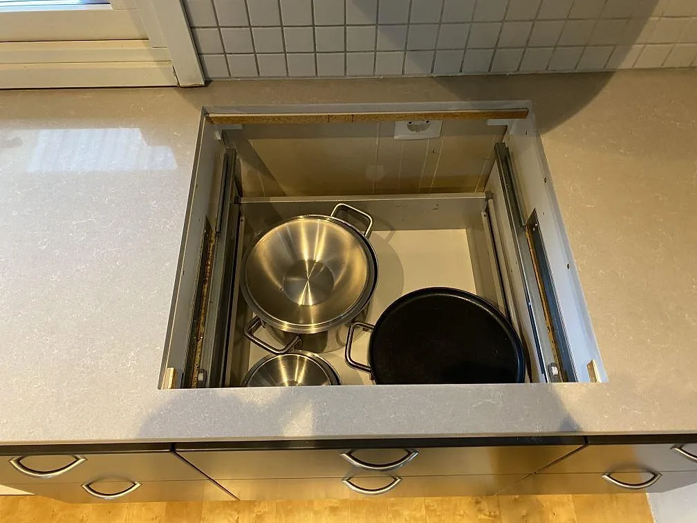 Køkkenbordplade i Technistone Noble Ivory White, Vellinge – billede 7